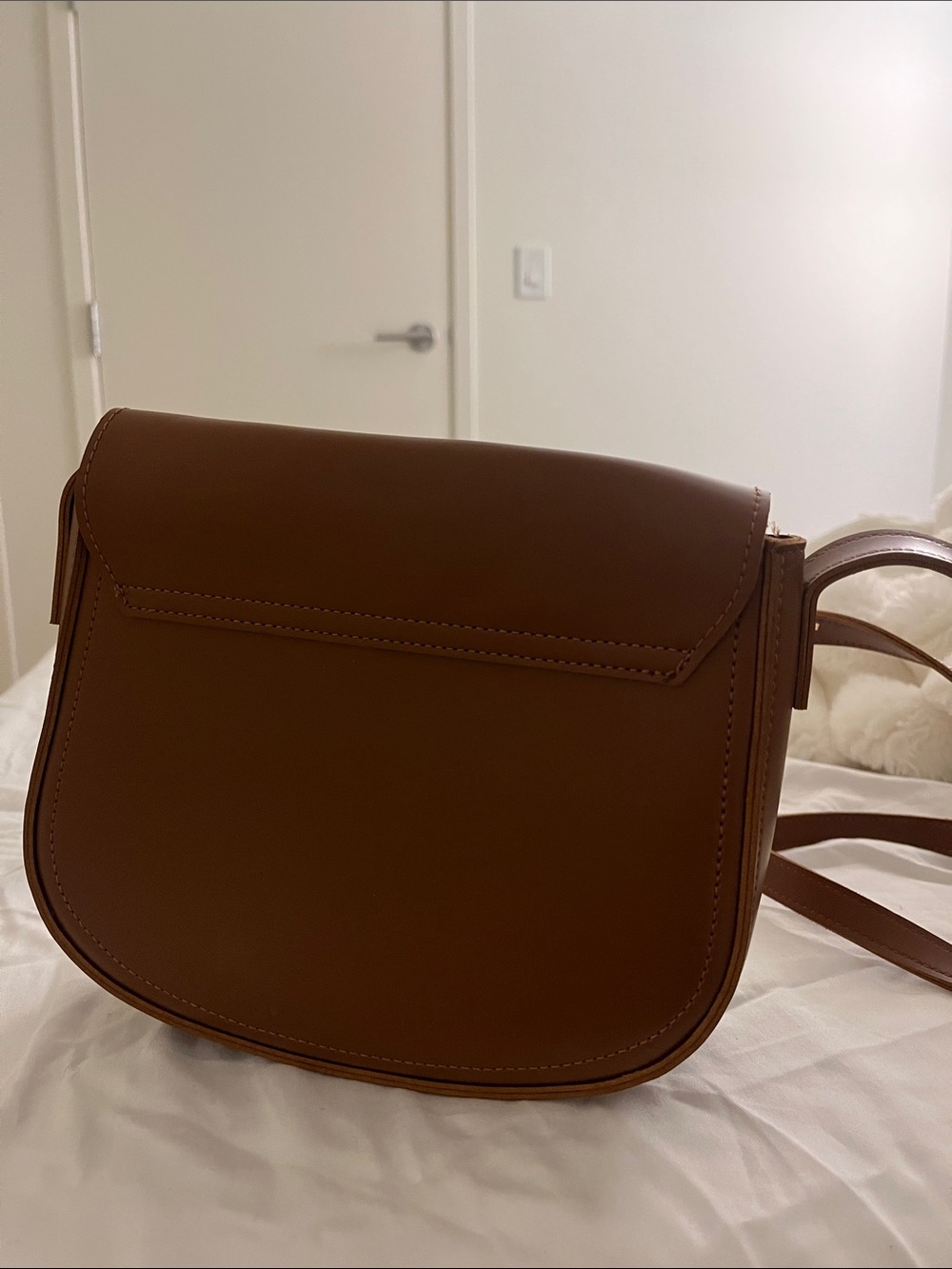 Classic Brown Leather Crossbody Bag